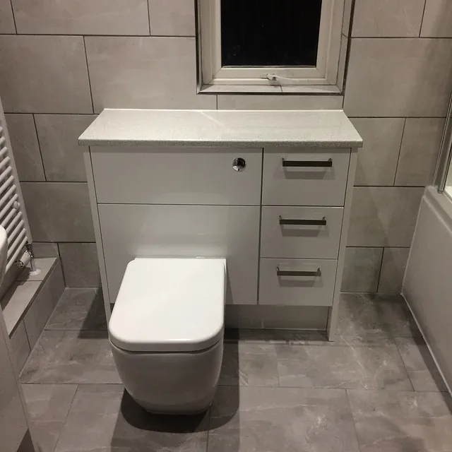 Fitted Toilets in Kirkcaldy